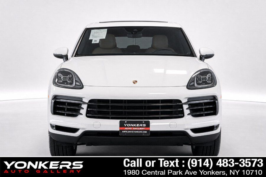 Used 2021 Porsche Cayenne AWD/4WD image 3