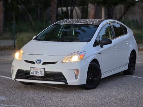 Used 2012 Toyota Prius Three image 23