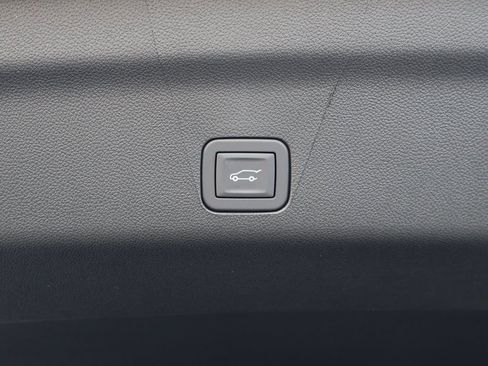 New 2026 Chevrolet Tahoe Premier AWD/4WD image 40