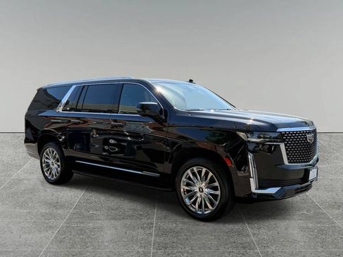 Used 2023 Cadillac Escalade ESV Premium Luxury AWD/4WD image 9