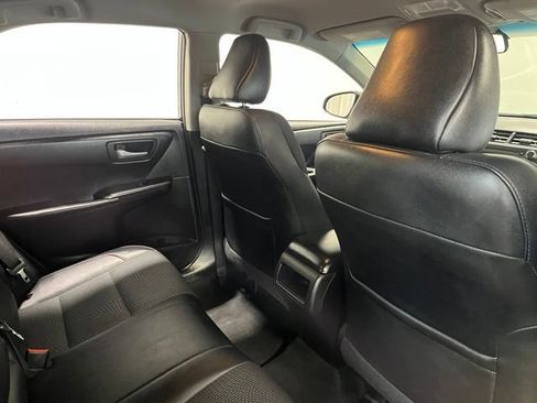 Used 2017 Toyota Camry SE FWD image 15