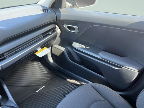 New 2026 Kia K4 FWD image 15