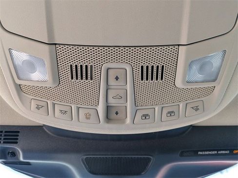 Used 2022 Lincoln Nautilus Reserve w/ Monochromatic Package image 15