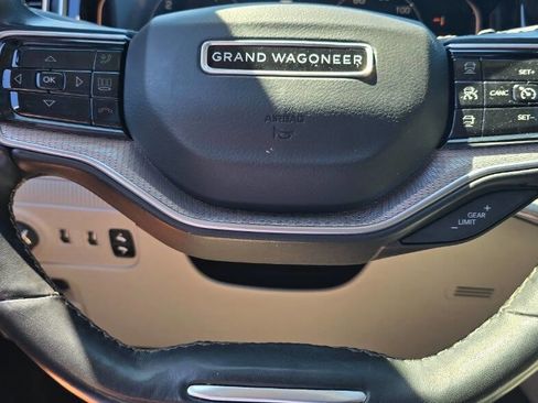 Used 2022 Jeep Grand Wagoneer Series I AWD/4WD image 34