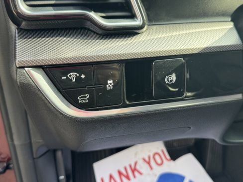 Used 2024 Kia Sportage SX image 15