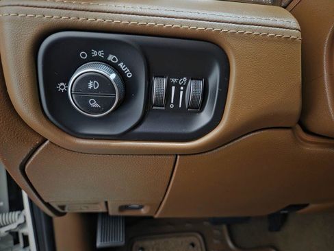 Used 2022 RAM 3500 Limited image 42