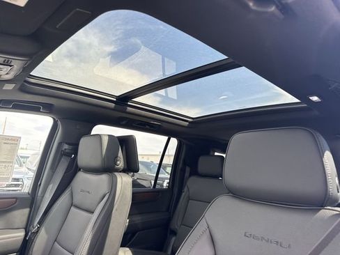 New 2026 GMC Yukon XL Denali image 22