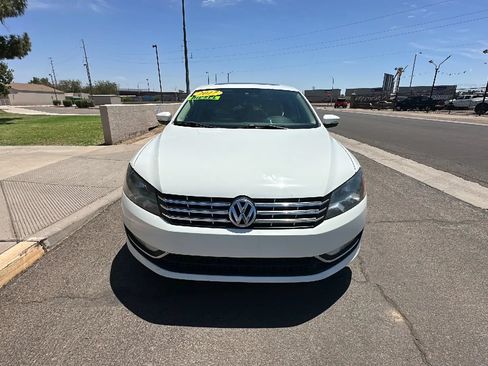 Used 2014 Volkswagen Passat TDI SEL Premium FWD image 8