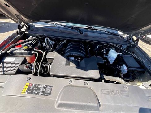 Used 2019 GMC Yukon Denali w/ Denali Ultimate Package image 13