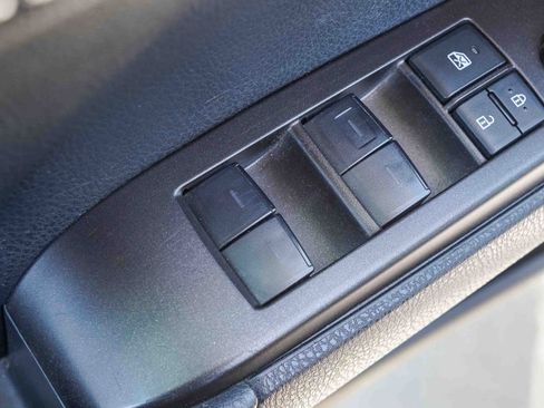 Used 2024 Toyota Camry SE w/ Cold Weather Package FWD image 23