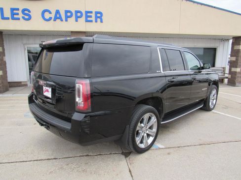Used 2016 GMC Yukon XL SLE w/ Convenience Package image 5