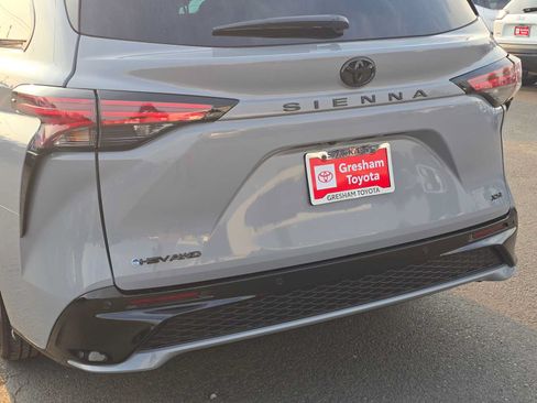 Certified 2026 Toyota Sienna XSE AWD/4WD image 27