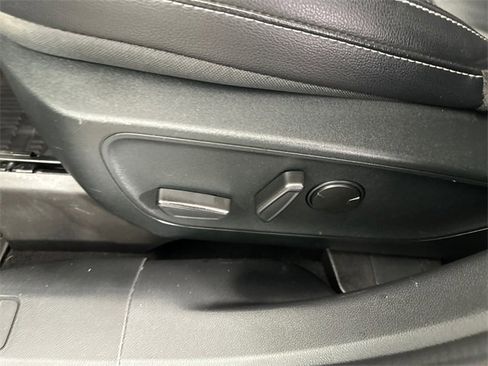 Used 2022 Ford Escape SEL image 23