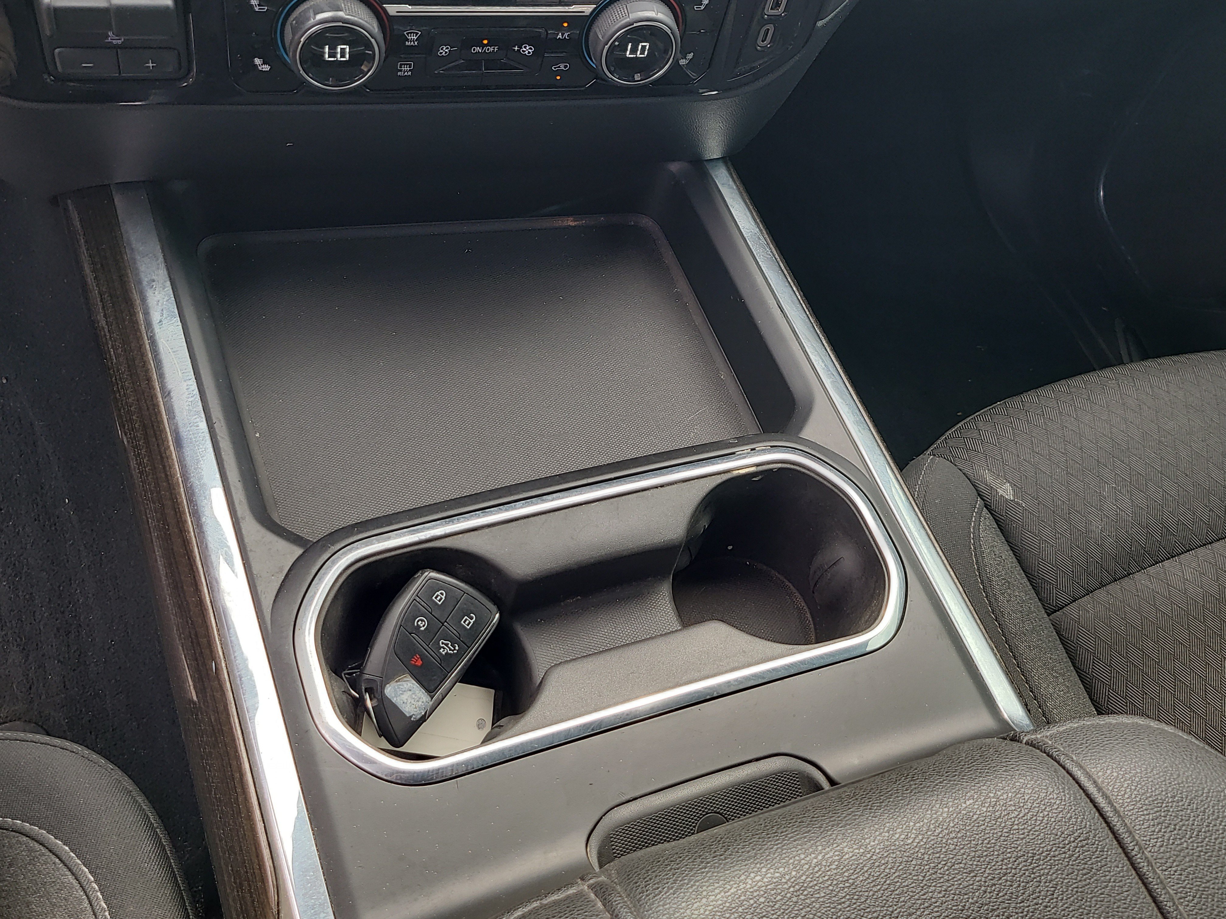 Used 2024 Chevrolet Silverado 2500 LT AWD/4WD image 25