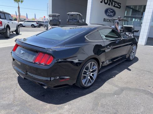 Used 2015 Ford Mustang Coupe RWD image 5