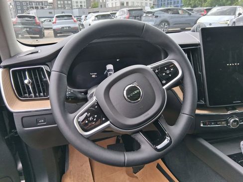 New 2026 Volvo XC60 B5 Ultra w/ Protection Package Premier AWD/4WD image 11