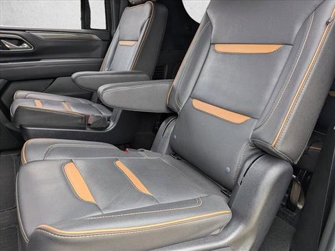 Used 2023 GMC Yukon XL AT4 image 18