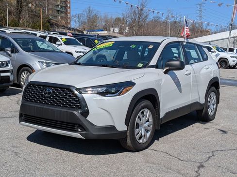 Used 2023 Toyota Corolla Cross L image 1