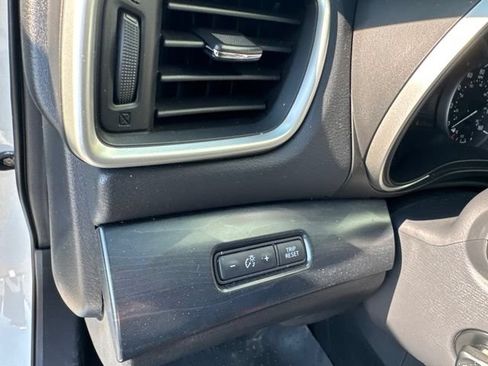 Used 2020 Nissan Maxima Platinum w/ Sport Mat Group FWD image 18