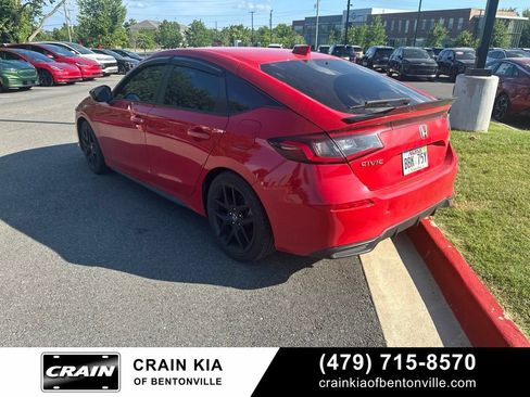 Used 2024 Honda Civic Sport image 4
