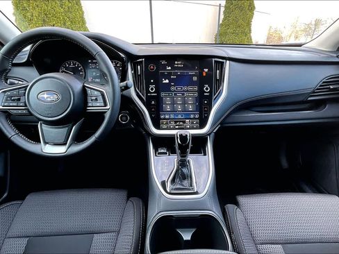 Used 2025 Subaru Outback Premium image 16