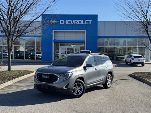 Used 2019 GMC Terrain SLE w/ Driver Convenience Package image 1