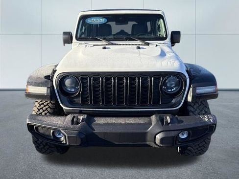 Used 2024 Jeep Wrangler Willys image 6