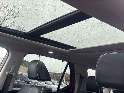 Certified 2024 Honda Pilot Elite image 26