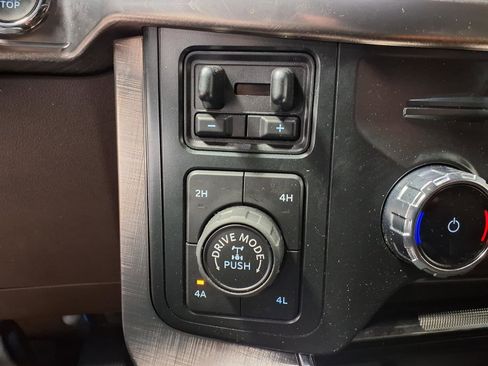 Used 2022 Ford F150 King Ranch w/ Equipment Group 601A High image 17