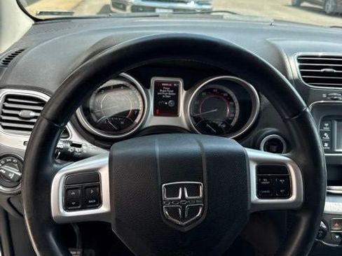 Used 2017 Dodge Journey SXT w/ Premium Group FWD image 8