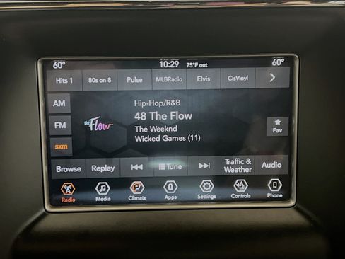 Used 2018 Jeep Grand Cherokee Limited RWD image 10