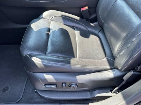 Used 2018 GMC Acadia SLT FWD image 15
