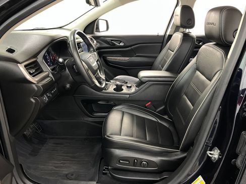 Certified 2022 GMC Acadia Denali w/ Denali Ultimate Package AWD/4WD image 10