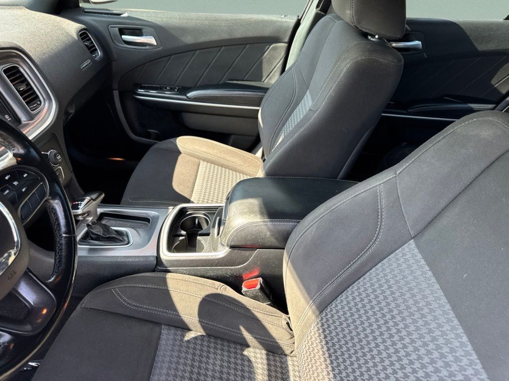 Used 2020 Dodge Charger SXT w/ Cold Weather Package RWD image 18