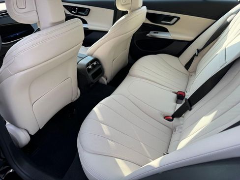 Used 2026 Mercedes-Benz E 350 4MATIC Sedan image 20