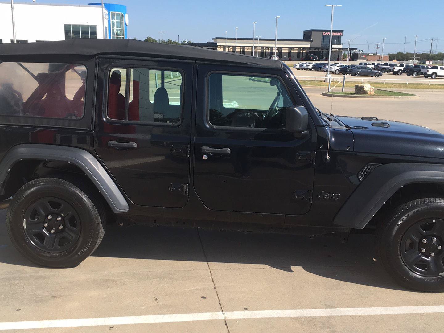 Used 2023 Jeep Wrangler Unlimited Sport AWD/4WD image 5