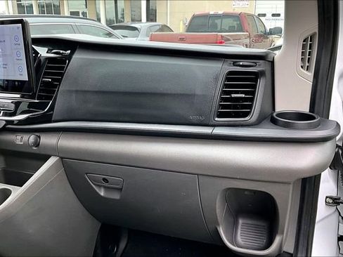 Used 2023 Ford Transit 350 XLT image 20