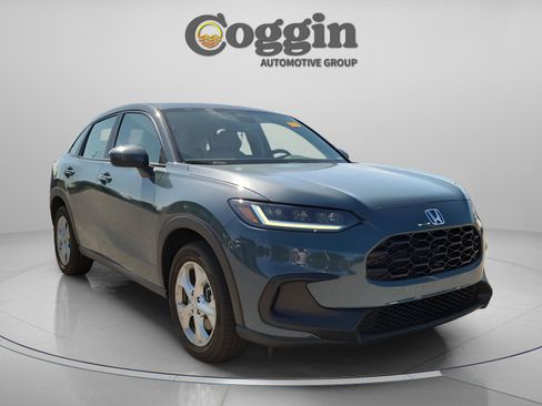 Certified 2025 Honda HR-V LX image 8