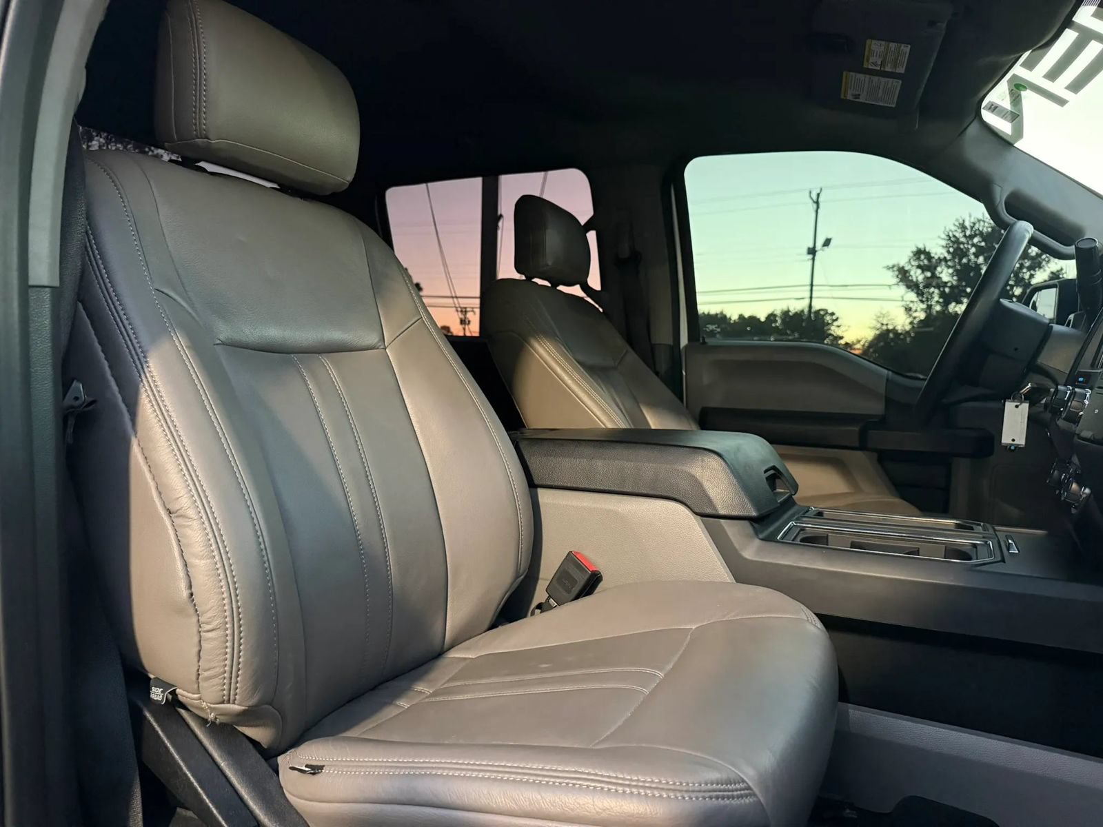 Used 2019 Ford F150 XL w/ Equipment Group 101A Mid AWD/4WD image 18