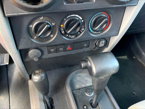 Used 2008 Jeep Wrangler Unlimited Rubicon w/ PWR Convenience Group AWD/4WD image 34