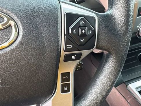 Used 2018 Toyota Tundra SR5 w/ SR5 Upgrade Package image 15