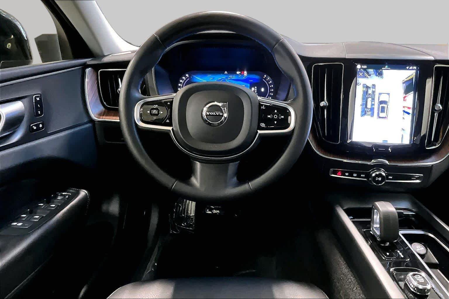 Used 2024 Volvo XC60 B5 Plus w/ Protection Package Premier AWD/4WD image 6