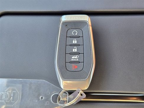 New 2026 INFINITI QX80 Autograph w/ Premium Cargo Package image 20