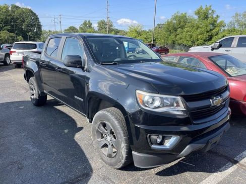 Used 2017 Chevrolet Colorado Z71 RWD image 2