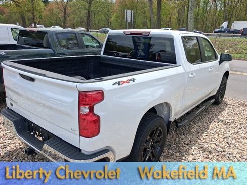 Used 2025 Chevrolet Silverado 1500 LT AWD/4WD image 38