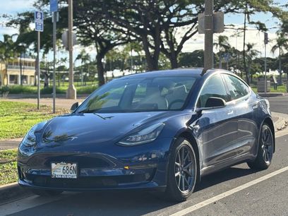 Used 2018 Tesla Model 3 Mid Range