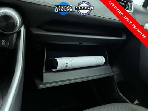 Certified 2022 Toyota RAV4 LE image 31
