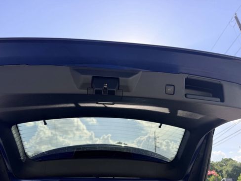 Used 2022 Ford Escape SEL FWD image 9