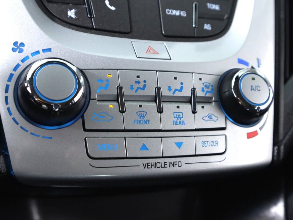 Used 2016 Chevrolet Equinox LS AWD/4WD image 19