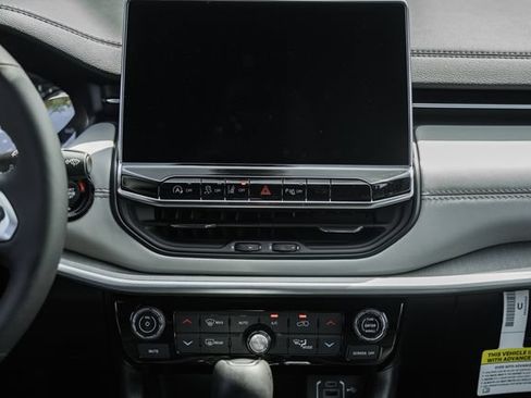 New 2026 Jeep Compass Limited AWD/4WD image 29